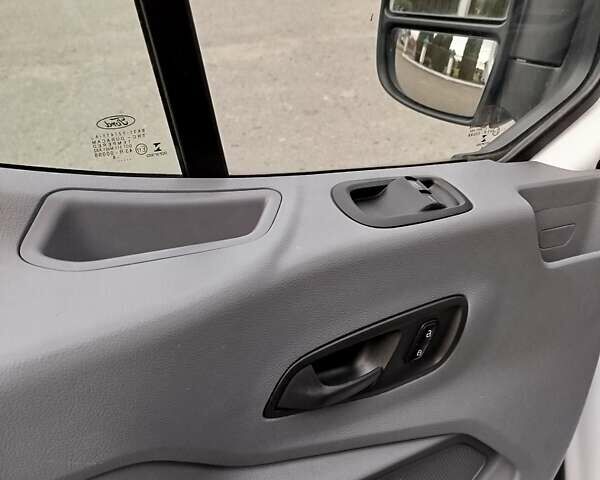 Білий Форд Транзит, об'ємом двигуна 2 л та пробігом 238 тис. км за 20300 $, фото 43 на Automoto.ua