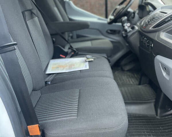 Білий Форд Транзит, об'ємом двигуна 2 л та пробігом 256 тис. км за 14500 $, фото 26 на Automoto.ua