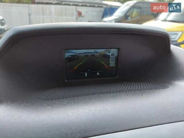 Белый Форд Транзит, объемом двигателя 2 л и пробегом 301 тыс. км за 16600 $, фото 71 на Automoto.ua