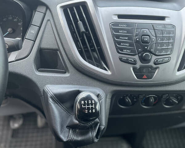 Білий Форд Транзит, об'ємом двигуна 2 л та пробігом 256 тис. км за 14500 $, фото 21 на Automoto.ua