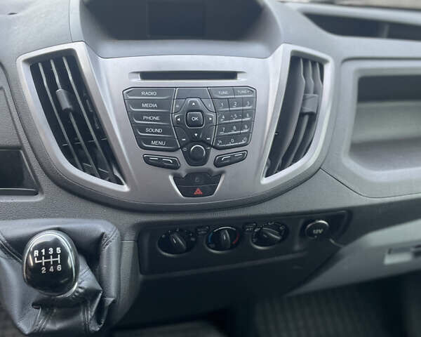 Білий Форд Транзит, об'ємом двигуна 2 л та пробігом 256 тис. км за 14500 $, фото 16 на Automoto.ua