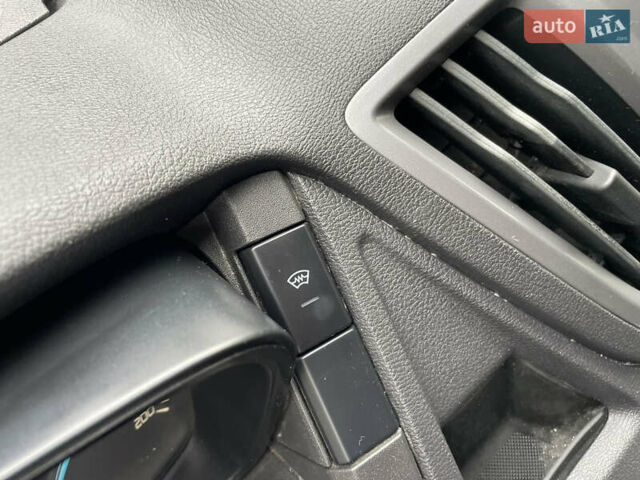 Білий Форд Транзит, об'ємом двигуна 2 л та пробігом 140 тис. км за 16900 $, фото 16 на Automoto.ua