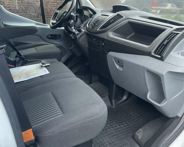 Білий Форд Транзит, об'ємом двигуна 2 л та пробігом 256 тис. км за 14500 $, фото 28 на Automoto.ua