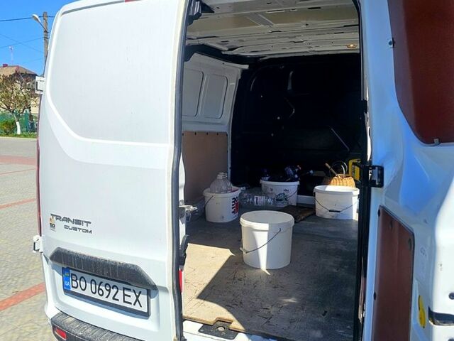 Белый Форд Транзит, объемом двигателя 2 л и пробегом 200 тыс. км за 17900 $, фото 9 на Automoto.ua