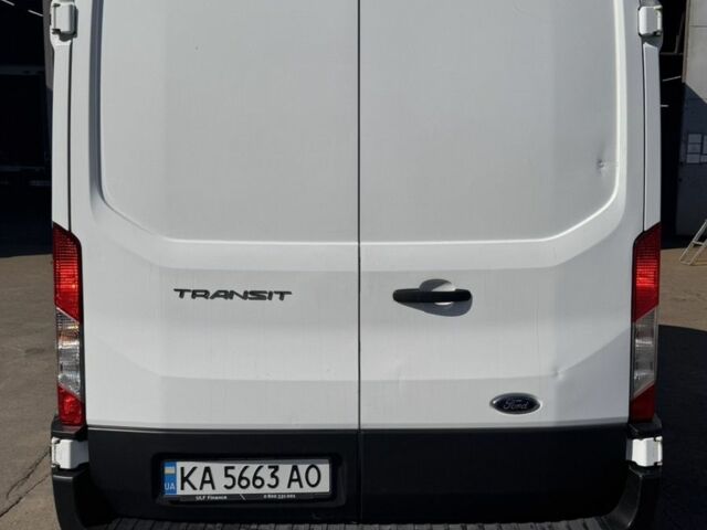 Белый Форд Транзит, объемом двигателя 2 л и пробегом 290 тыс. км за 16000 $, фото 3 на Automoto.ua