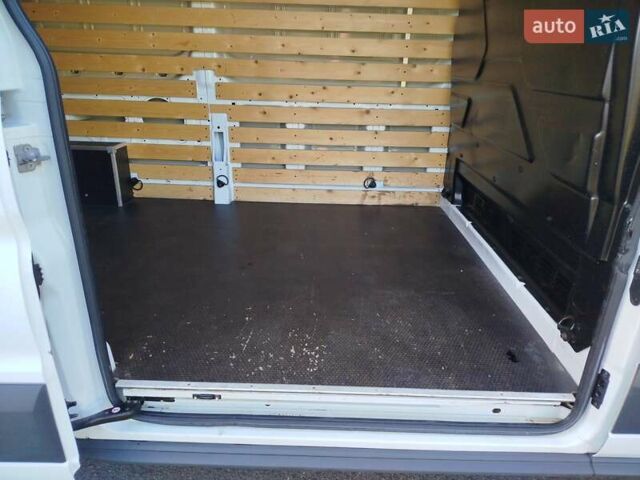 Белый Форд Транзит, объемом двигателя 2 л и пробегом 227 тыс. км за 16400 $, фото 16 на Automoto.ua