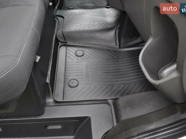 Білий Форд Транзит, об'ємом двигуна 2 л та пробігом 230 тис. км за 22500 $, фото 45 на Automoto.ua