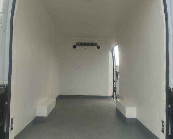 Білий Форд Транзит, об'ємом двигуна 0 л та пробігом 328 тис. км за 15500 $, фото 1 на Automoto.ua