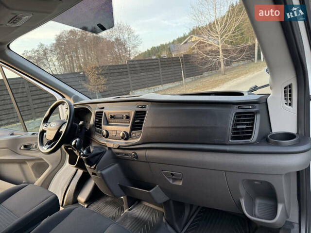 Белый Форд Транзит, объемом двигателя 0 л и пробегом 252 тыс. км за 17550 $, фото 39 на Automoto.ua