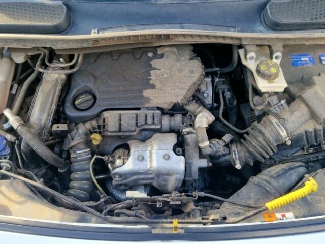 Форд Транзит 2020 в Овидиополе на Automoto.ua Белый Форд Транзит, объемом двигателя 1.5 л и пробегом 156 тыс. км за 12500 $, фото 8 на Automoto.ua