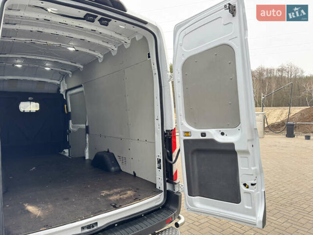 Белый Форд Транзит, объемом двигателя 2 л и пробегом 170 тыс. км за 17200 $, фото 48 на Automoto.ua