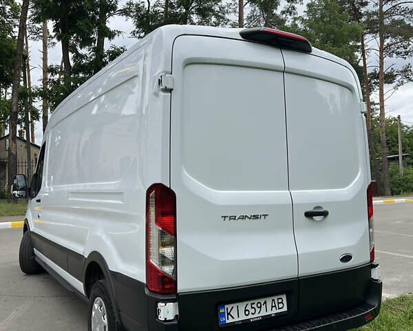 Белый Форд Транзит, объемом двигателя 2 л и пробегом 176 тыс. км за 17900 $, фото 5 на Automoto.ua