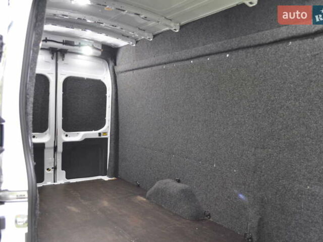 Білий Форд Транзит, об'ємом двигуна 2 л та пробігом 230 тис. км за 22500 $, фото 94 на Automoto.ua