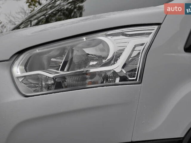 Білий Форд Транзит, об'ємом двигуна 2 л та пробігом 230 тис. км за 22500 $, фото 18 на Automoto.ua