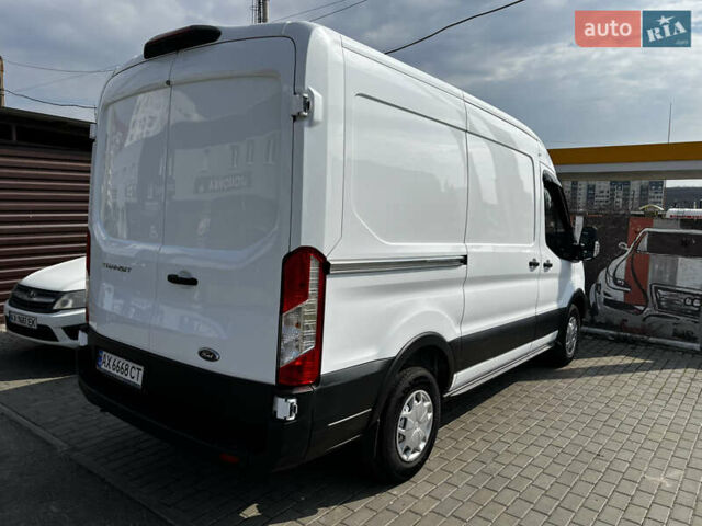 Белый Форд Транзит, объемом двигателя 2 л и пробегом 260 тыс. км за 16000 $, фото 4 на Automoto.ua