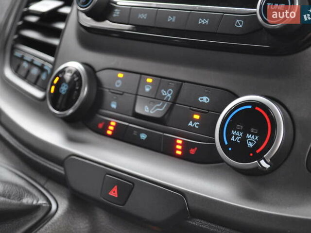 Білий Форд Транзит, об'ємом двигуна 2 л та пробігом 230 тис. км за 22500 $, фото 58 на Automoto.ua