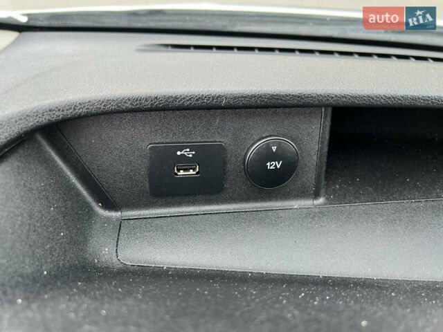 Білий Форд Транзит, об'ємом двигуна 2 л та пробігом 252 тис. км за 17555 $, фото 14 на Automoto.ua