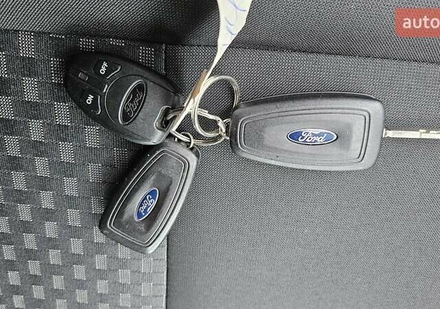 Білий Форд Транзит, об'ємом двигуна 2 л та пробігом 203 тис. км за 17800 $, фото 50 на Automoto.ua
