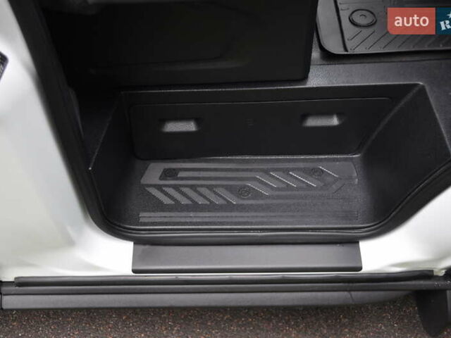 Білий Форд Транзит, об'ємом двигуна 2 л та пробігом 230 тис. км за 22500 $, фото 37 на Automoto.ua