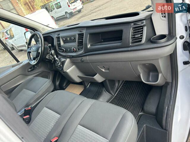 Білий Форд Транзит, об'ємом двигуна 2 л та пробігом 194 тис. км за 17600 $, фото 25 на Automoto.ua