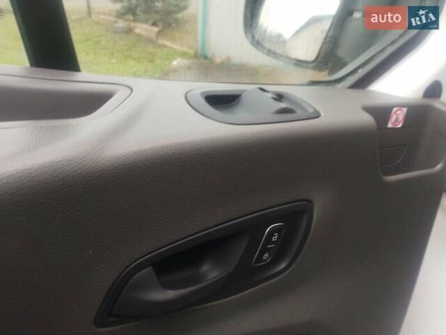 Білий Форд Транзит, об'ємом двигуна 0 л та пробігом 328 тис. км за 15500 $, фото 13 на Automoto.ua