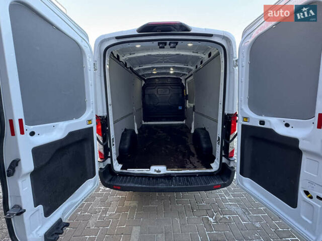 Белый Форд Транзит, объемом двигателя 0 л и пробегом 150 тыс. км за 15300 $, фото 20 на Automoto.ua