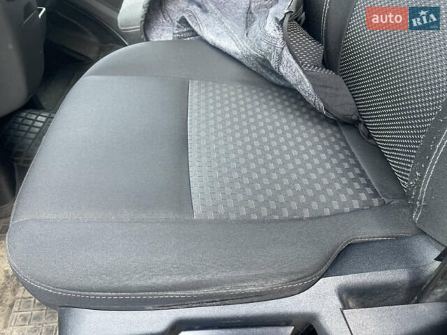 Белый Форд Транзит, объемом двигателя 2 л и пробегом 220 тыс. км за 21000 $, фото 14 на Automoto.ua