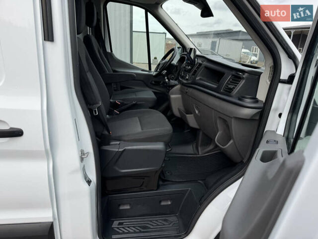 Белый Форд Транзит, объемом двигателя 2 л и пробегом 170 тыс. км за 17200 $, фото 68 на Automoto.ua