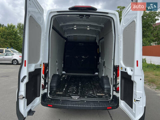 Білий Форд Транзит, об'ємом двигуна 2 л та пробігом 252 тис. км за 17555 $, фото 24 на Automoto.ua