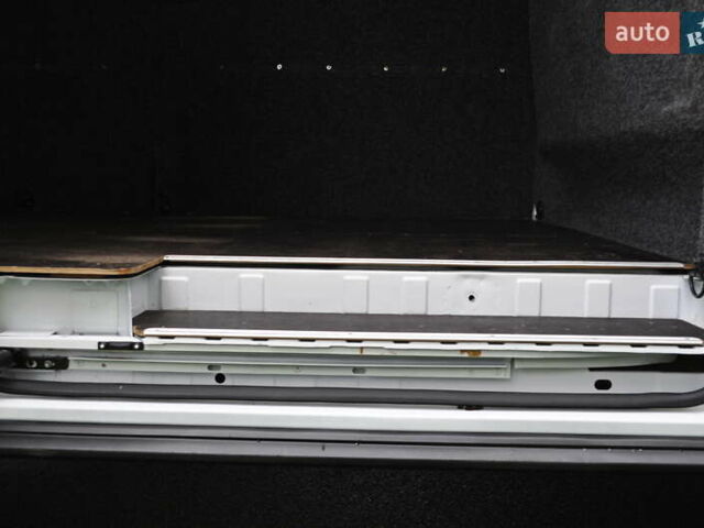 Білий Форд Транзит, об'ємом двигуна 2 л та пробігом 230 тис. км за 22500 $, фото 91 на Automoto.ua