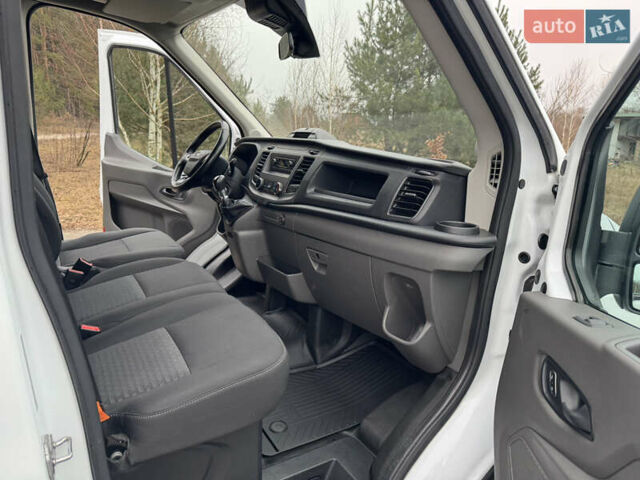 Білий Форд Транзит, об'ємом двигуна 2 л та пробігом 260 тис. км за 16500 $, фото 37 на Automoto.ua