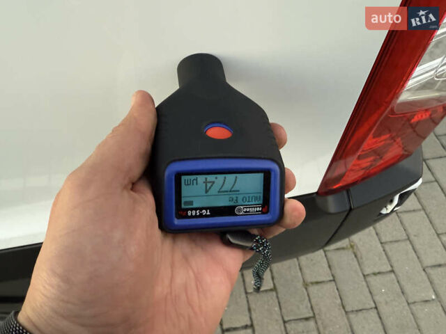 Белый Форд Транзит, объемом двигателя 0 л и пробегом 253 тыс. км за 17500 $, фото 95 на Automoto.ua