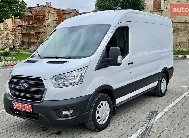 Белый Форд Транзит, объемом двигателя 2 л и пробегом 175 тыс. км за 18700 $, фото 1 на Automoto.ua