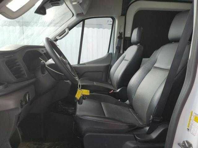 Білий Форд Транзит, об'ємом двигуна 0 л та пробігом 13 тис. км за 17500 $, фото 6 на Automoto.ua