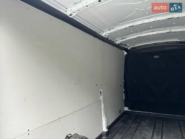 Белый Форд Транзит, объемом двигателя 2 л и пробегом 115 тыс. км за 23900 $, фото 12 на Automoto.ua