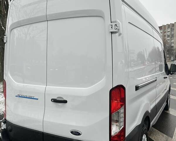 Білий Форд Транзит, об'ємом двигуна 0 л та пробігом 8 тис. км за 36000 $, фото 9 на Automoto.ua
