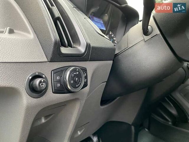 Білий Форд Транзит, об'ємом двигуна 2.2 л та пробігом 19 тис. км за 34500 $, фото 12 на Automoto.ua