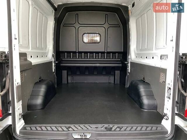 Білий Форд Транзит, об'ємом двигуна 2.2 л та пробігом 19 тис. км за 34500 $, фото 17 на Automoto.ua