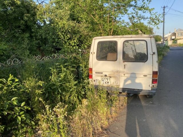 Белый Форд Транзит, объемом двигателя 0 л и пробегом 555 тыс. км за 800 $, фото 1 на Automoto.ua