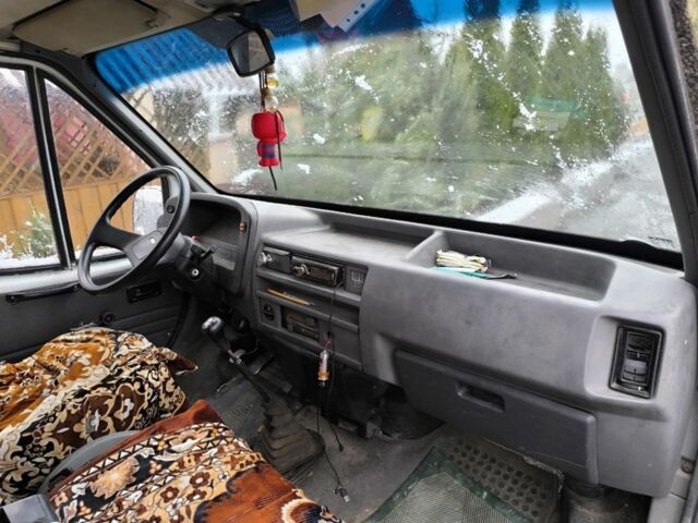 Белый Форд Транзит, объемом двигателя 0 л и пробегом 2 тыс. км за 1100 $, фото 2 на Automoto.ua