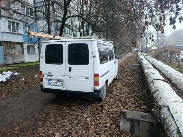 Белый Форд Транзит, объемом двигателя 2 л и пробегом 523 тыс. км за 2000 $, фото 3 на Automoto.ua