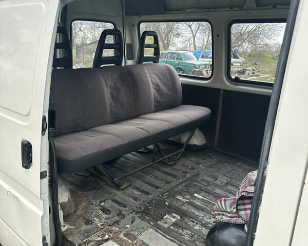 Белый Форд Транзит, объемом двигателя 2 л и пробегом 100 тыс. км за 1700 $, фото 4 на Automoto.ua