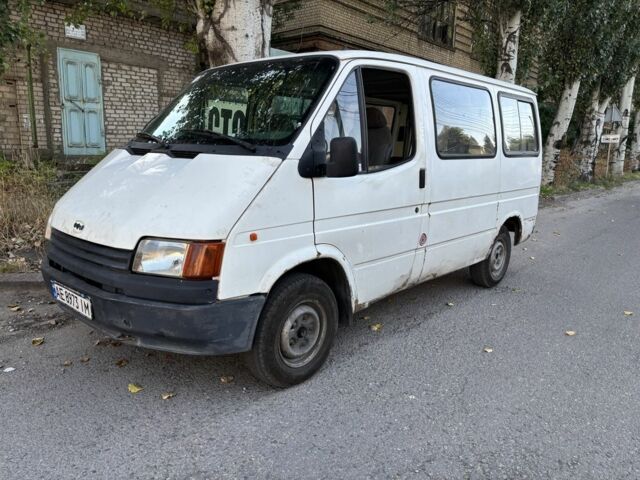 Белый Форд Транзит, объемом двигателя 2 л и пробегом 50 тыс. км за 1200 $, фото 2 на Automoto.ua