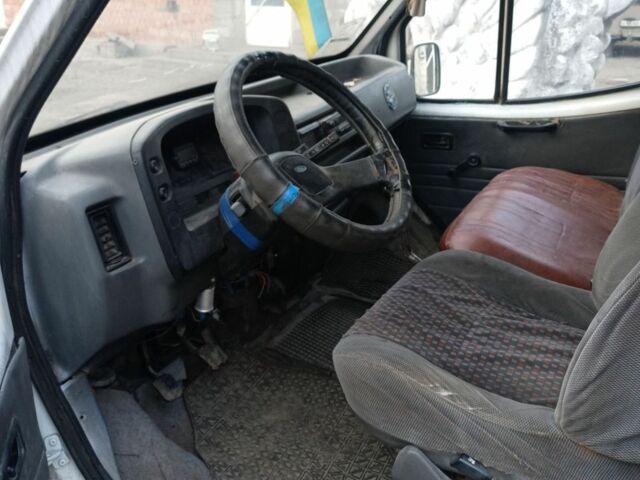Білий Форд Транзит, об'ємом двигуна 2.5 л та пробігом 358 тис. км за 1300 $, фото 5 на Automoto.ua