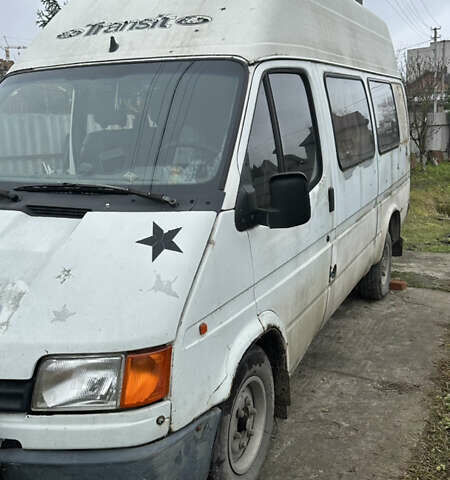 Белый Форд Транзит, объемом двигателя 2.5 л и пробегом 500 тыс. км за 2000 $, фото 6 на Automoto.ua