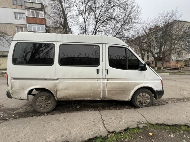 Белый Форд Транзит, объемом двигателя 2 л и пробегом 400 тыс. км за 1100 $, фото 2 на Automoto.ua