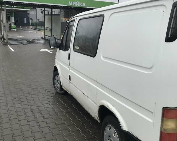 Білий Форд Транзит, об'ємом двигуна 2.5 л та пробігом 612 тис. км за 2500 $, фото 3 на Automoto.ua