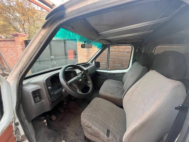 Білий Форд Транзит, об'ємом двигуна 0 л та пробігом 2 тис. км за 800 $, фото 1 на Automoto.ua