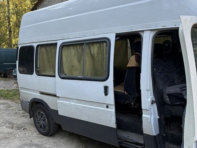 Білий Форд Транзит, об'ємом двигуна 2.5 л та пробігом 520 тис. км за 3512 $, фото 1 на Automoto.ua