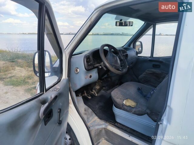 Білий Форд Транзит, об'ємом двигуна 2.5 л та пробігом 325 тис. км за 2000 $, фото 8 на Automoto.ua